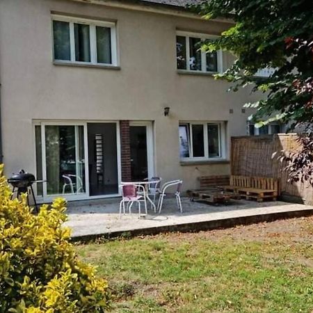 Maison Centre De Bellegarde Avec Jardin Et Terrasse Equipee D'Un Salon De Jardin Et D'Un Barbecue Cuisine Equipee 3 Chambres Avec 2 Lits Double 140X190 Et 2 Lits Simple Chauffage Poele A Granules Parking Gratuit Devant La Maison ベルガルド・ドゥ・ロアレ エクステリア 写真